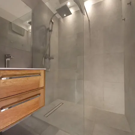 Olii - Z Balkonem - Azw Danzica